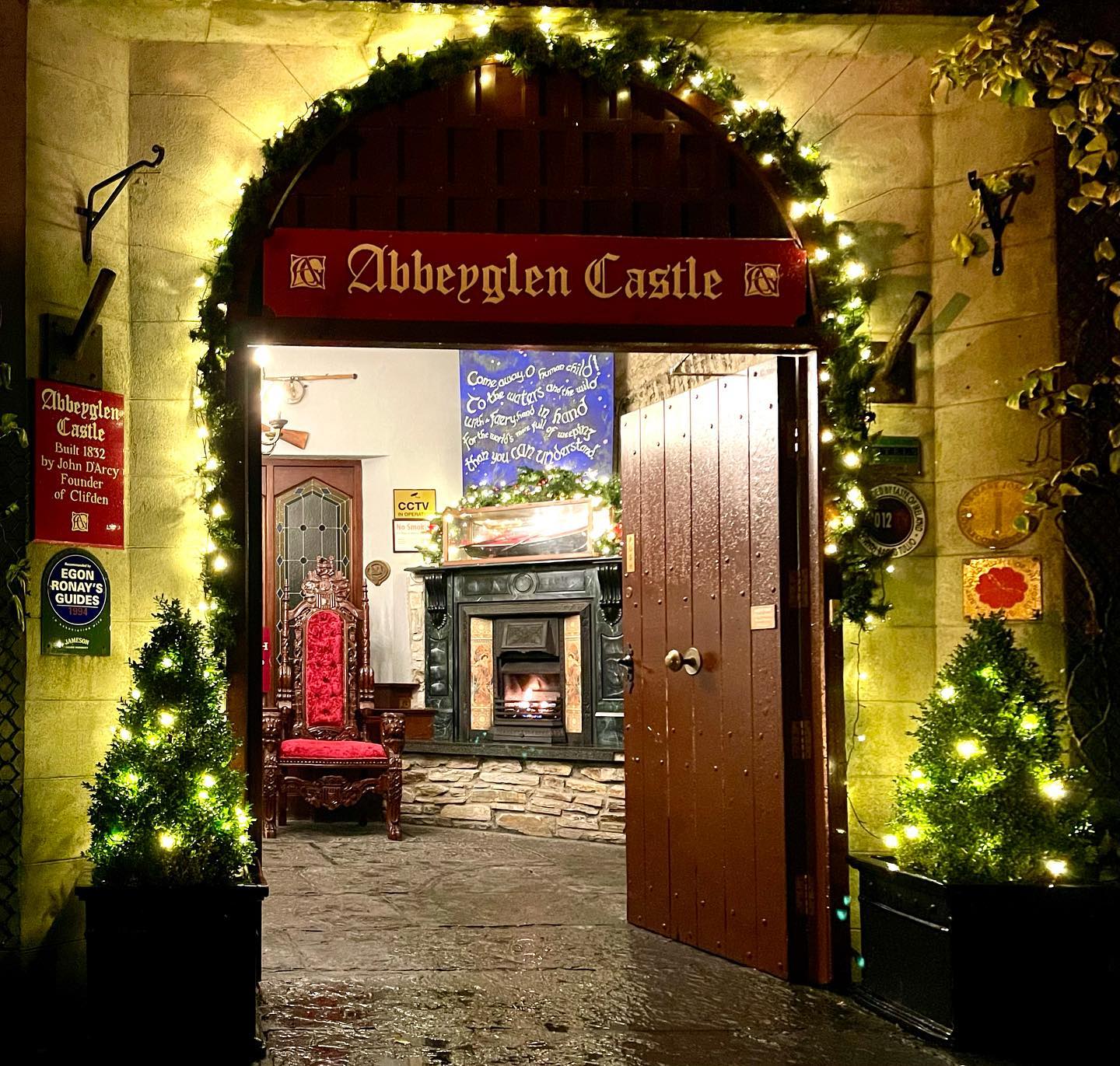 Abbeyglen Christmas - Entry